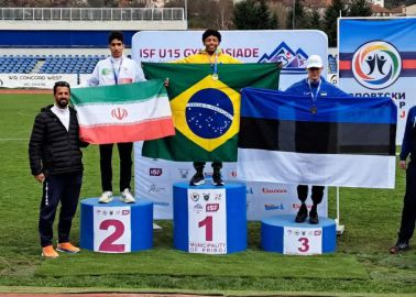 ابوالفضل جعفری در المپیک دانشآموزان جهان دو مدال جهانی کسب کرد؛ پارادومیدانیکار اصفهانی در صربستان درخشید